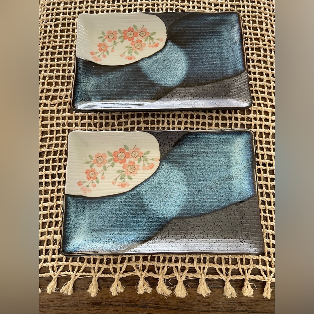 Made In Japan (2) Sushi Cherry Blossom Plates